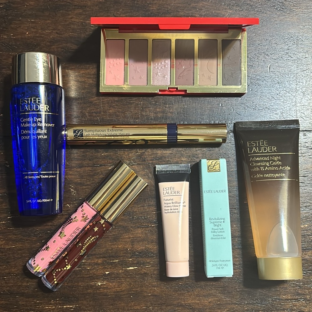 Estée Lauder 8-Piece Skincare, Lip, & Makeup Bundle - Picture 2 of 12